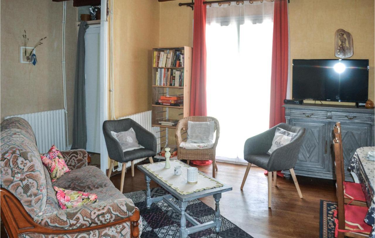 Stunning Home In Biras With Kitchenette المظهر الخارجي الصورة